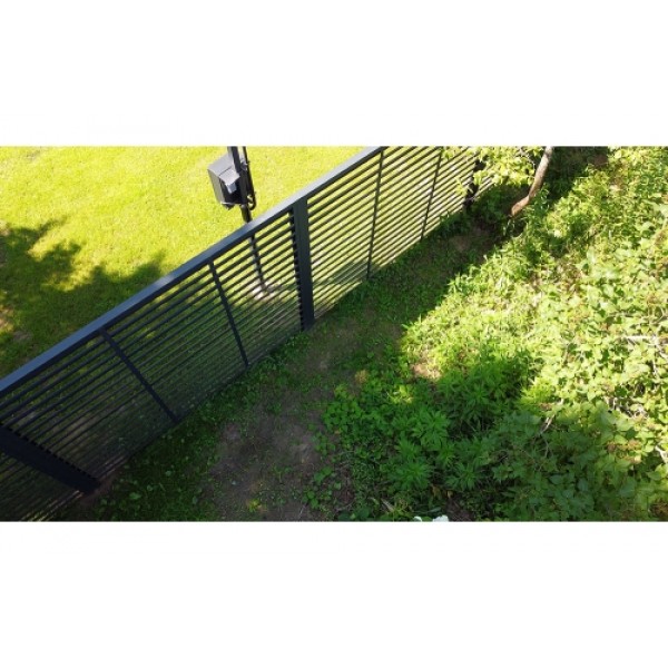 ГРАНД ЛАЙН Ламель забора жалюзи Milan new 0,5 GreenCoat Pural BT, matt с пленкой RR2H3 (RAL 7016 антрацитово-серый) 482640